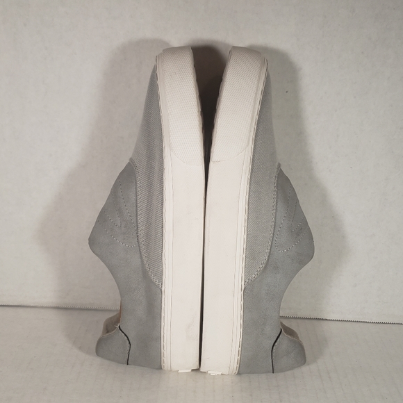 Men's Tretorn Slip-on Sneakers - Picture 4 of 7